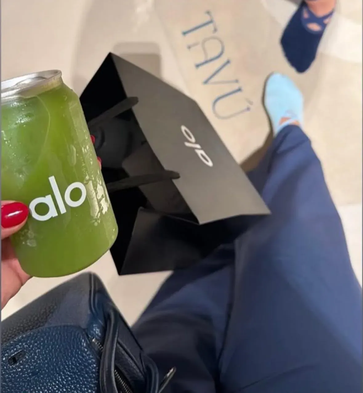 ALO + TAVÚ collaboration — ALO gift bag and drink at TAVÚ